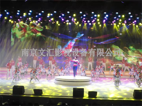圓型旋轉(zhuǎn)升降臺效果圖
